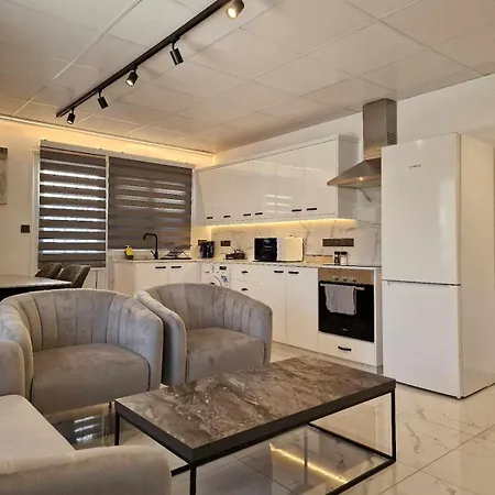 Dom wakacyjny Modern House In Touristic Pyla - Oroklini!