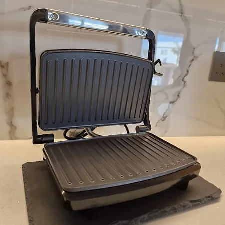 Modern House In Touristic Pyla - Oroklini! *