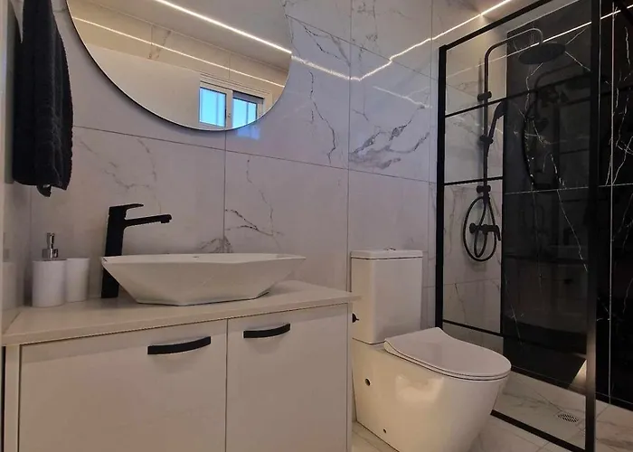 Modern House In Touristic Pyla - Oroklini! *